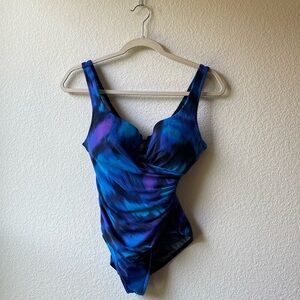 Miraclesuit | Escape swimsuit in blue and purple